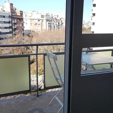 Oyo Torres De Quart בית הארחה